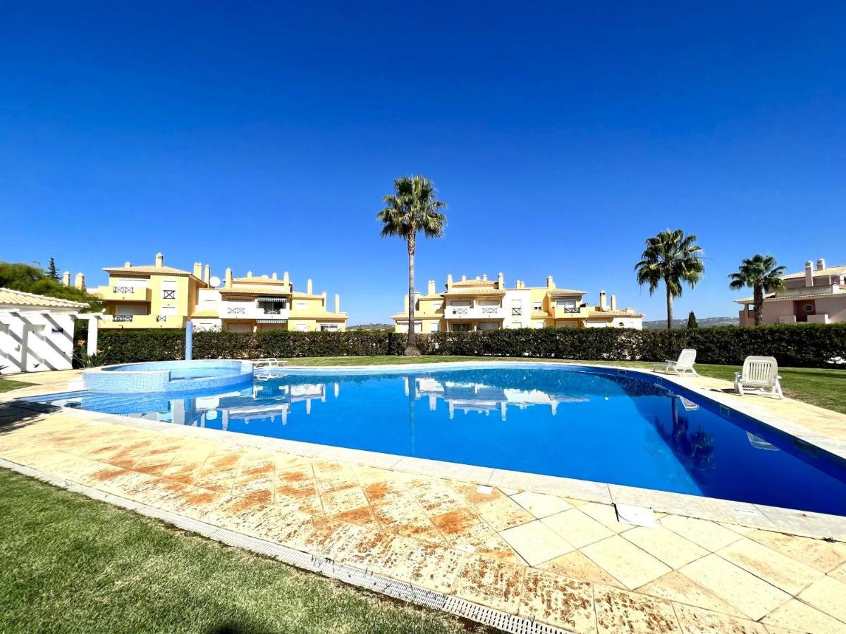 Albufeira Valley 1 With Pool By Homing 外观 照片